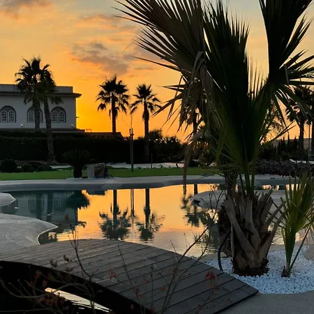 אתר נופש Versace Luxury *