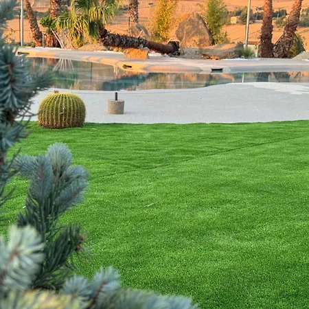 Versace Luxury אתר נופש קורליאונה